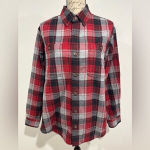 Duluth Trading Flannel Button Down Shirt Size Medium Red Plaid Long Sleeve